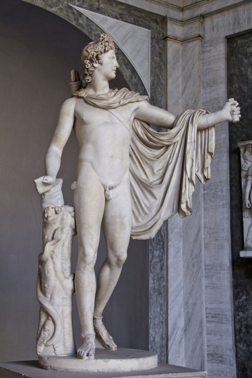 статуя Аполлона в музее Ватикана